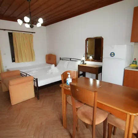 Mandraki Paradise Apartment *