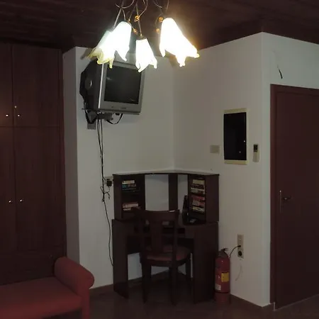 Mandraki Paradise * Μεγίστη